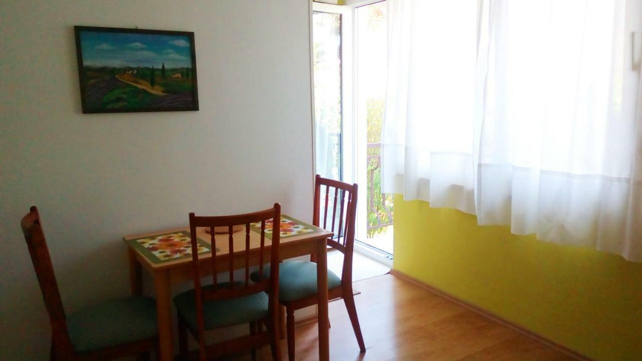 Apartmani Komunela Умаг Экстерьер фото