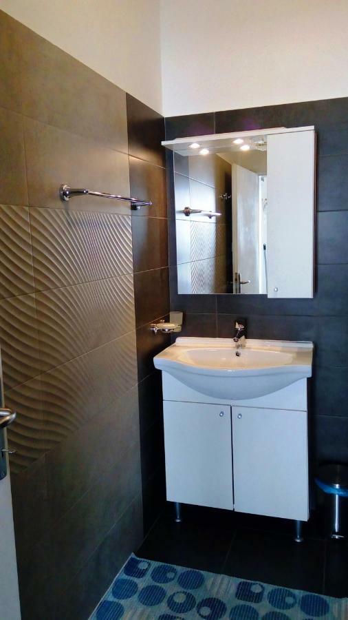 Apartmani Komunela Умаг Экстерьер фото